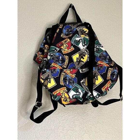 Harry Potter Hogwarts House Crests All Over Print - Picture 3 of 5